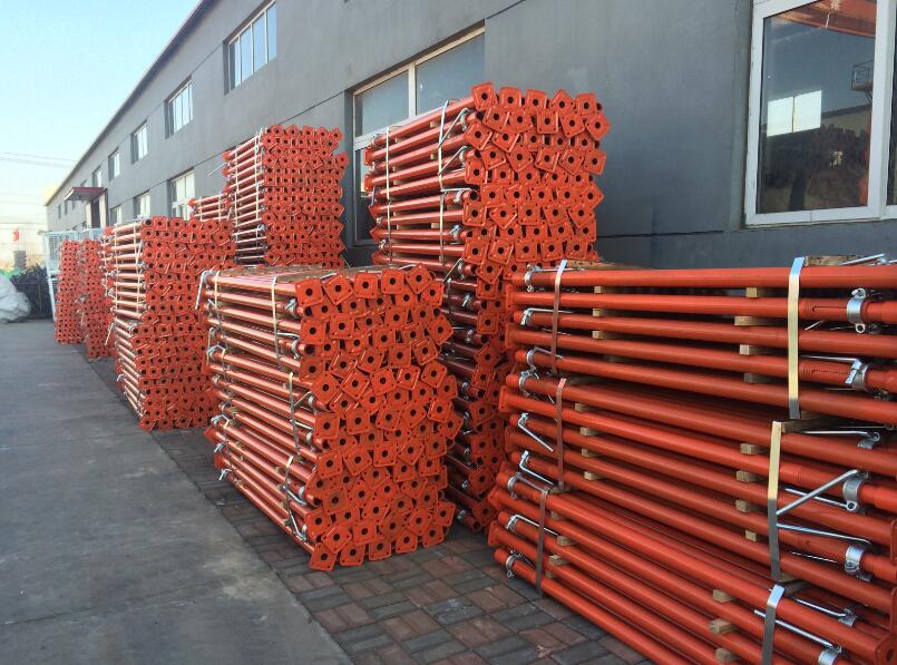 adjusatble steel shoring props.jpg