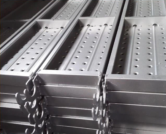 steel scaffolding planks.jpg