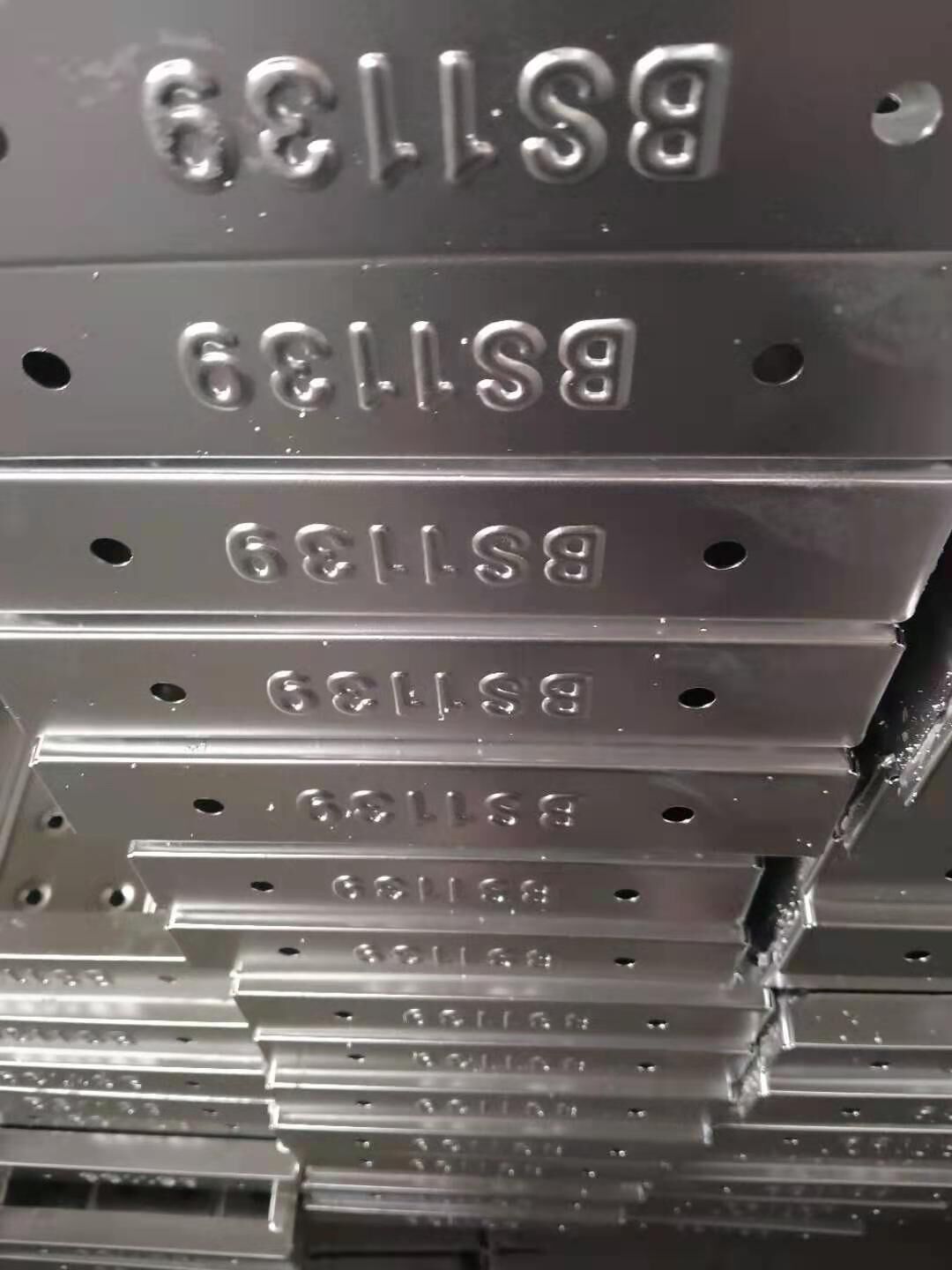 BS1139 scaffolding plank.jpg