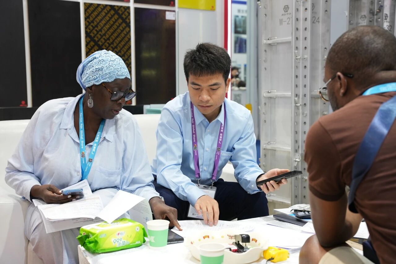 Communicate with customers at 139th Canton.jpg